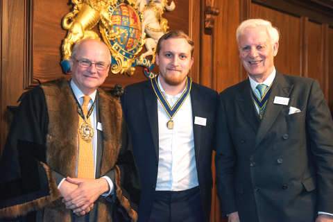 Flamur with Girdlers